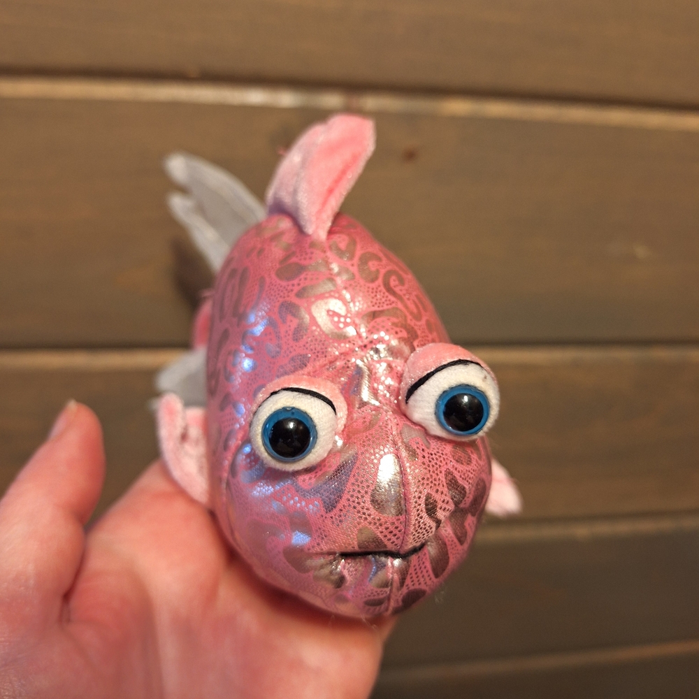 GANZ Pink Fish Plush with Blue Eyes